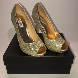 $140 BADGLEY MISCHKA WOMEN GOLD HIGH HEEL SHOE